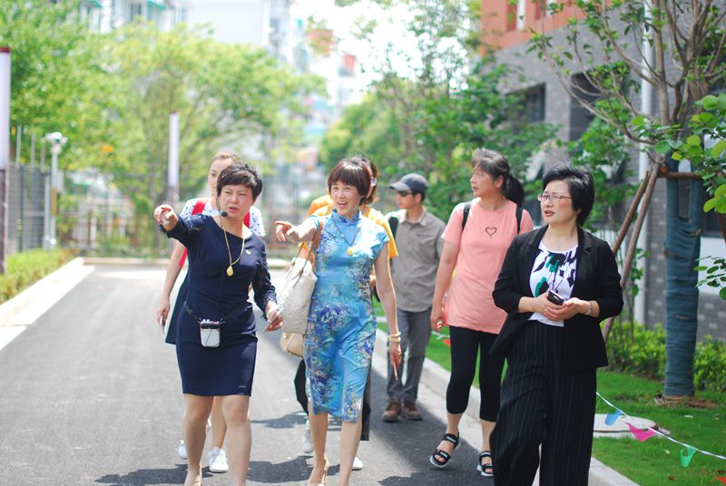 民主促進會領導參觀新校園_校園動態_上海市嘉定一中附屬小學